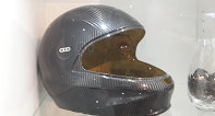 Helm aus Carbon