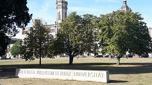 Universität Hannover Universität Hannover